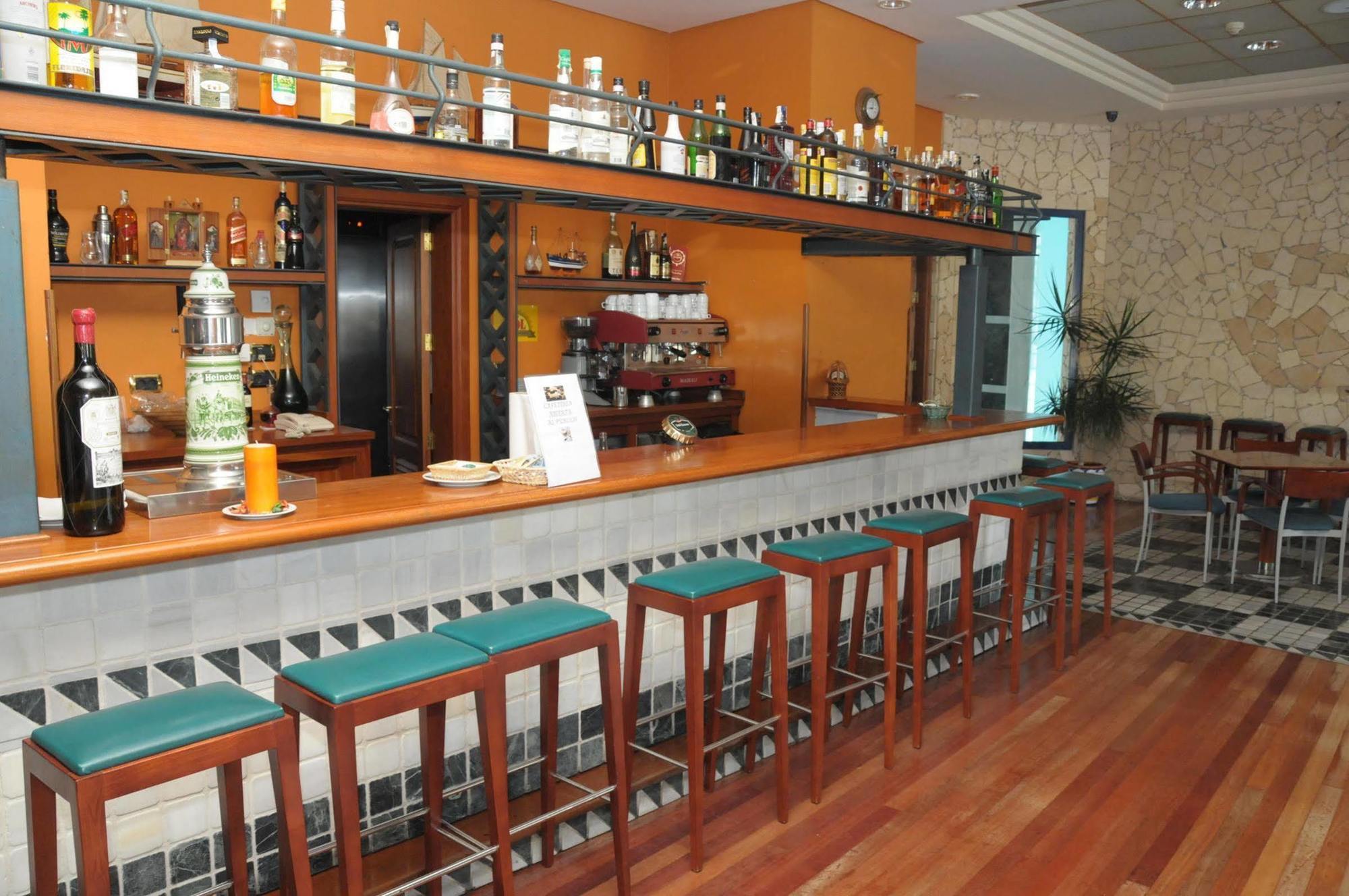 普图德拉斯尼威斯酒店 阿格特 外观 照片